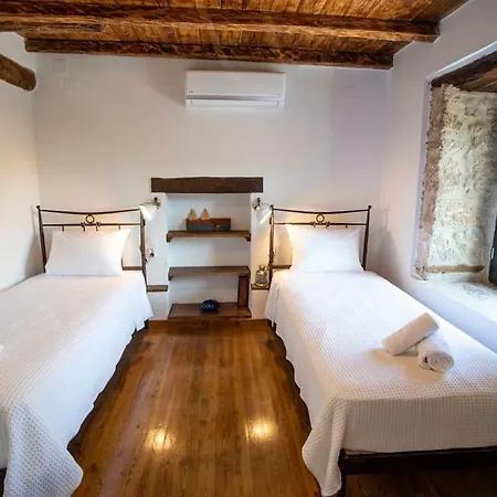 Holiday home αναμνήσεις - παραδοσιακό με μεγάλο κήπο